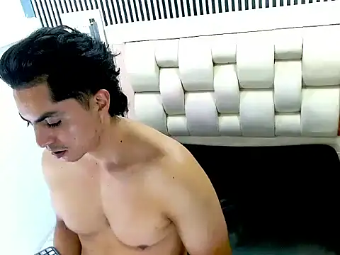 Alex_Wolft Live XXX-Chat