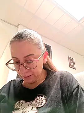 miss_hanna07: απευθείας συνομιλία ΧΧΧ