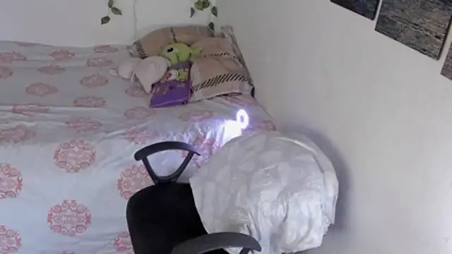 chloe_kisses 라이브 XXX 채팅