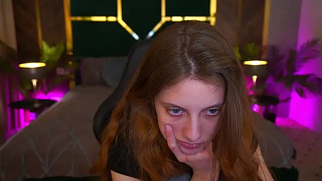 CuteeFoxy Live XXX-chat