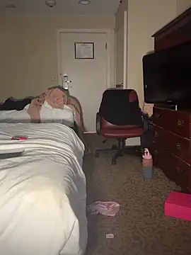 Ghoulsnooze_19 Show in webcam