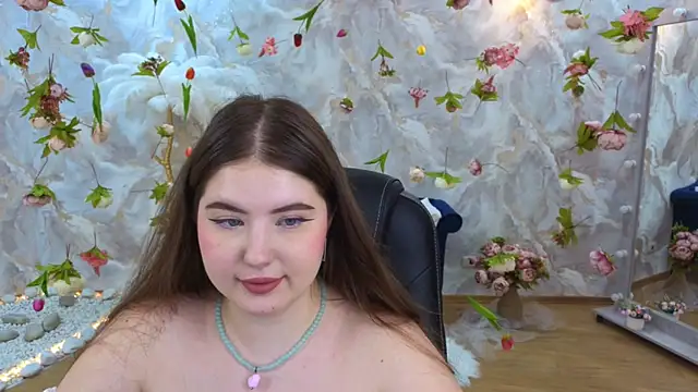 PixelGoddess Adlı Modelin Canlı XXX Sohbeti