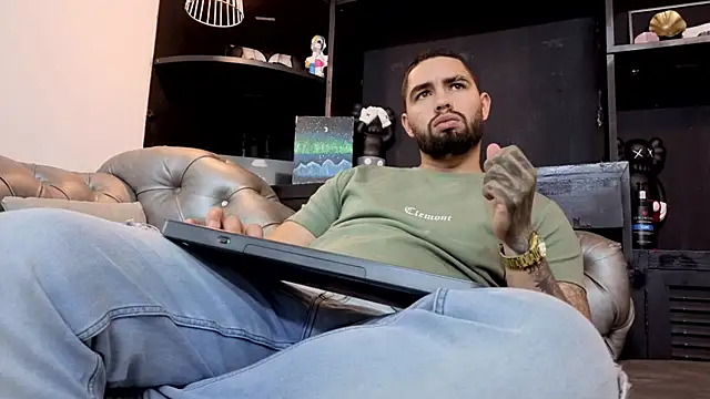 Czat XXX na żywo – matteosantos