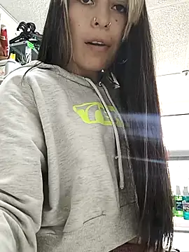 Tefannyy_ 라이브 XXX 채팅