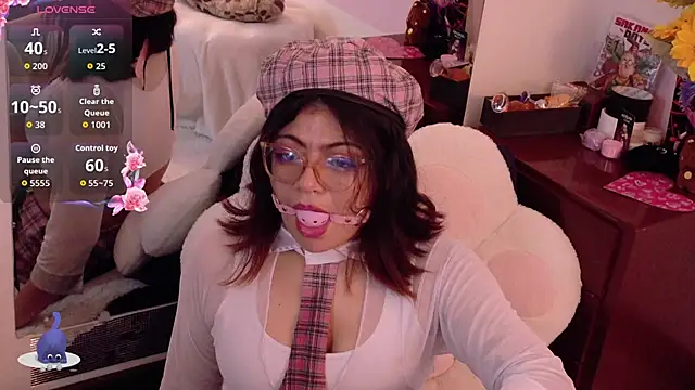 Chatroom XXX en direct de Catwhite_