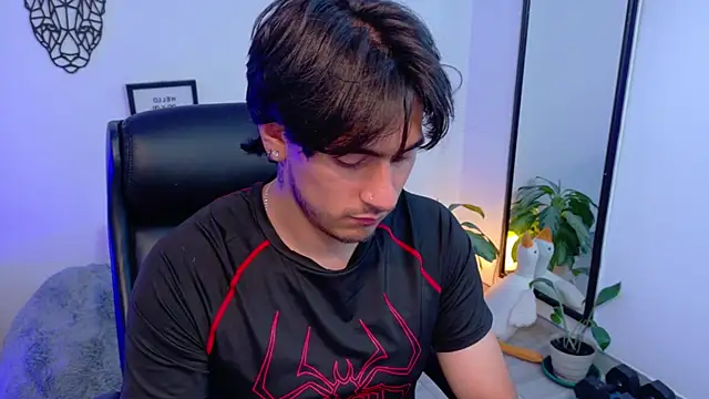 Czat XXX na żywo – Elian_savoy