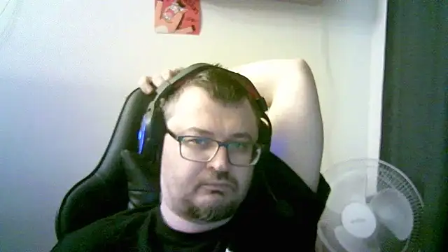 Chat XXX en directo de SirAbuser