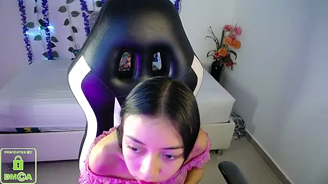 NathaliaSweet_11's Live XXX Chat