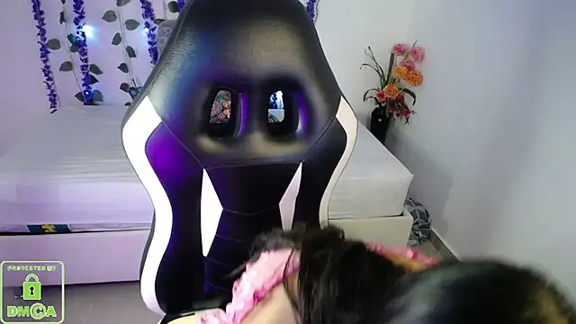 NathaliaSweet_11's Live XXX Chat