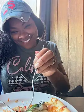 دردشة HaloRodeoLover2 الجنسية المباشرة