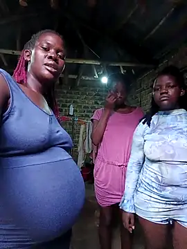 holygrail001 Show Webcam