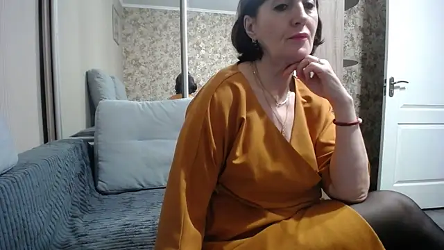 Hot-Tina's Live XXX Chat