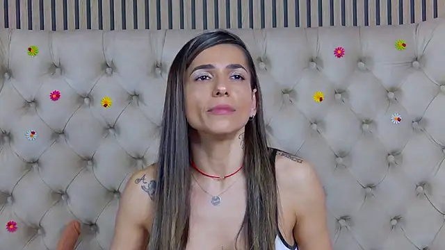 PlayfulShow Chat XXX live