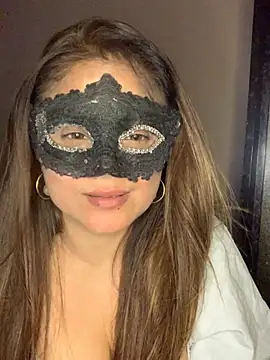 دردشة lustycousins الجنسية المباشرة