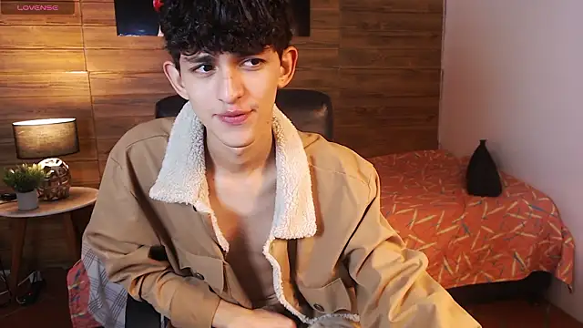 MichaelkoivのライブXXXチャット