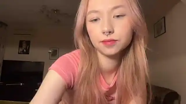 Czat XXX na żywo – PinkTraible