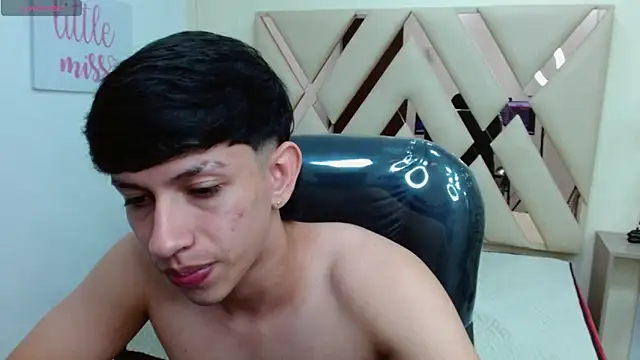 AdrianFranko Webcam show