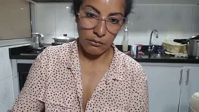 kateleyagrey লাইভ XXX চ্যাট