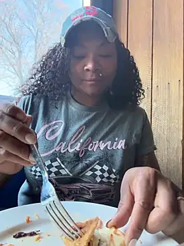 HaloRodeoLover2n Live XXX chat