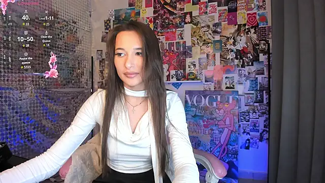 Chat +18 de Lillie_Miller ao vivo