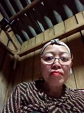 Agnes-baby's Webcam Show