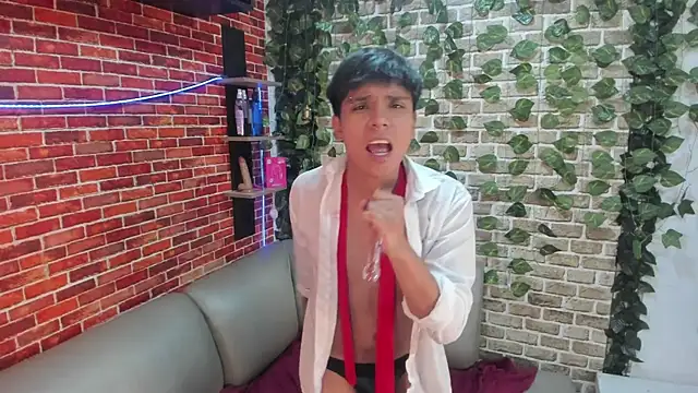 Thiago_Kozak Pertunjukan Webcam