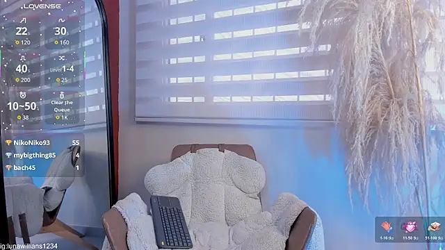 luna_willians: онлайн-секс-чат