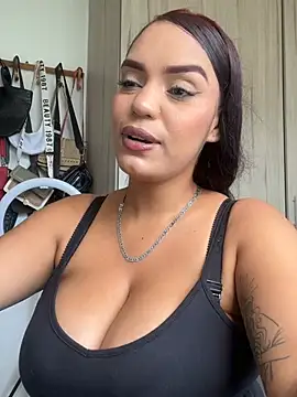 Sara-77 Live XXX Chat