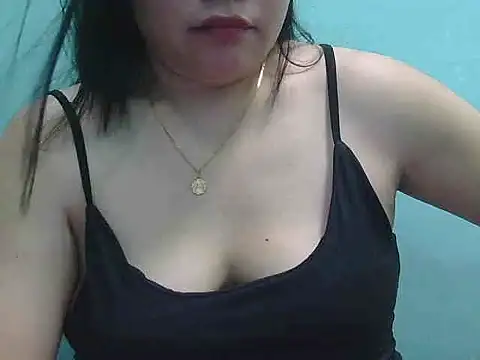 XXX chat uživo modela Charmingchub