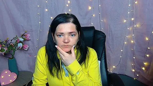 Chatroom XXX en direct de LauraFinn