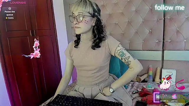 neeko_princes: онлайн-секс-чат