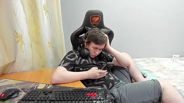 Show modela iliaskrislove na web-kameri