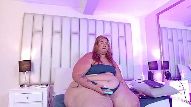 aandreaperez Adlı Modelin Canlı XXX Sohbeti