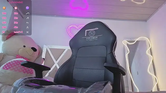 SABRIINA_TAY: онлайн-секс-чат