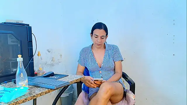 Show modela Oh_Tique na web-kameri