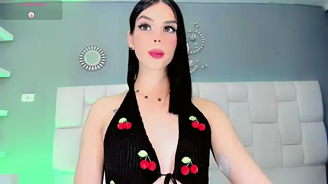 Pokazy przed kamerką – Kisses_Sophia