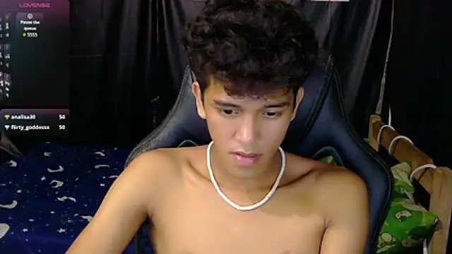 hugekenbigcock 라이브 XXX 채팅