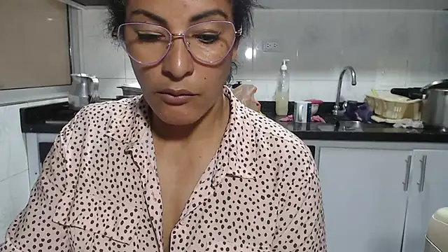 kateleyagrey – Live XXX-chat