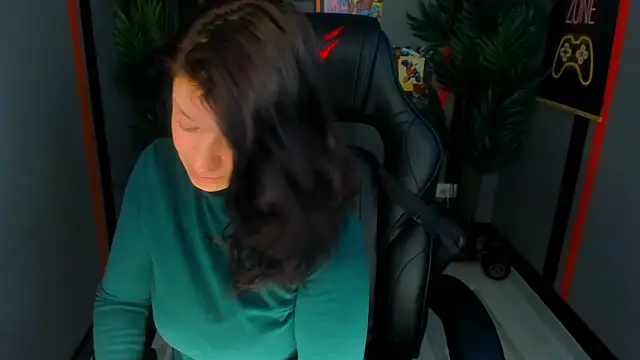 AnaMills: онлайн-секс-чат