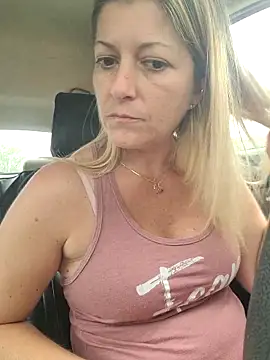 دردشة NikkiBlisss الجنسية المباشرة