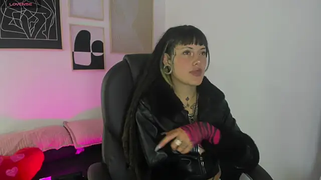 Chat +18 de _sharlotte777 ao vivo