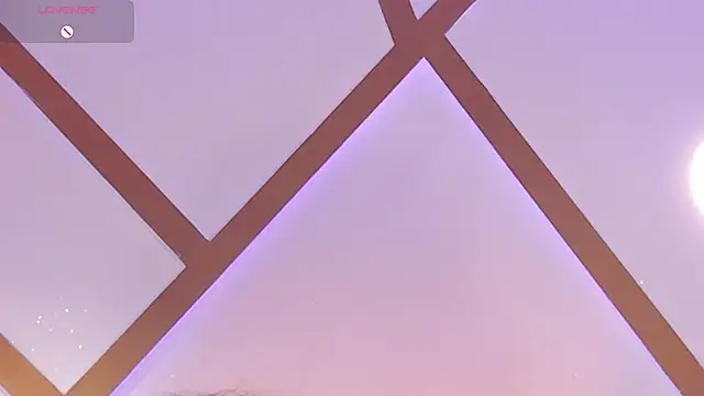 XXX chat uživo modela NinaInk