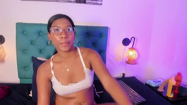 _gabi_hot: онлайн-секс-чат