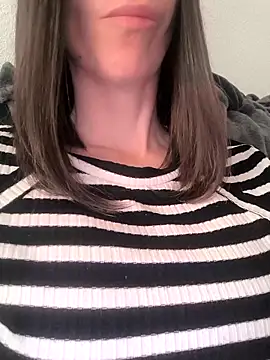 Онлайн чат XXX jadebratz23