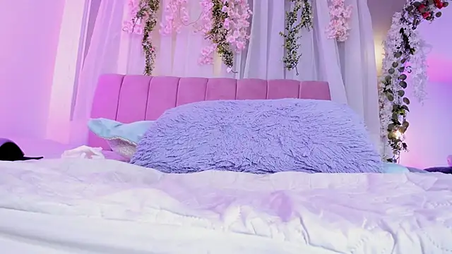 Онлайн чат XXX nicky_bonny18