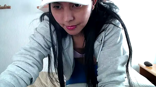 แชท XXX สดของ ZeforAitanna