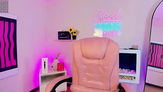 Alice_Vixen's Live XXX Chat