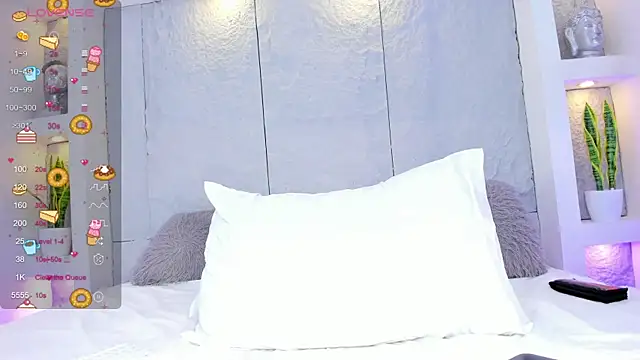 AlassiaHocthner's Live XXX Chat