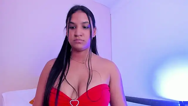 Chatroom XXX en direct de bellawild_