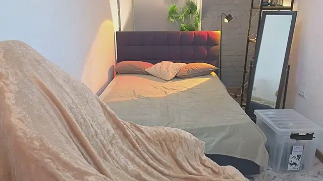 _DreamLuna1_ Show in webcam